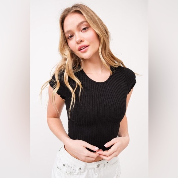 Lettuce Trim Ribbed Short-Sleeve Baby Tee - Picture 1 of 2